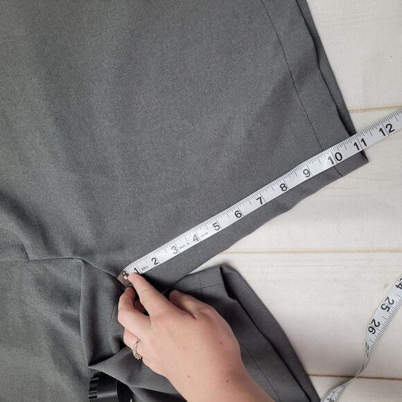 Black Clover gray golf shorts 11" polyester chino 42 - Picture 2 of 8